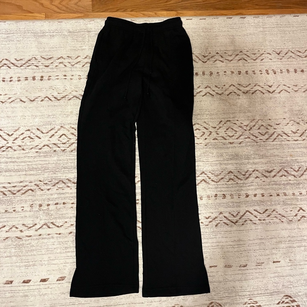 Black Semi Ribbed wide leg sweats